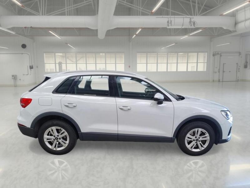 AUDI Q3 45 TFSI E S TRONIC BUSINESS SUV
