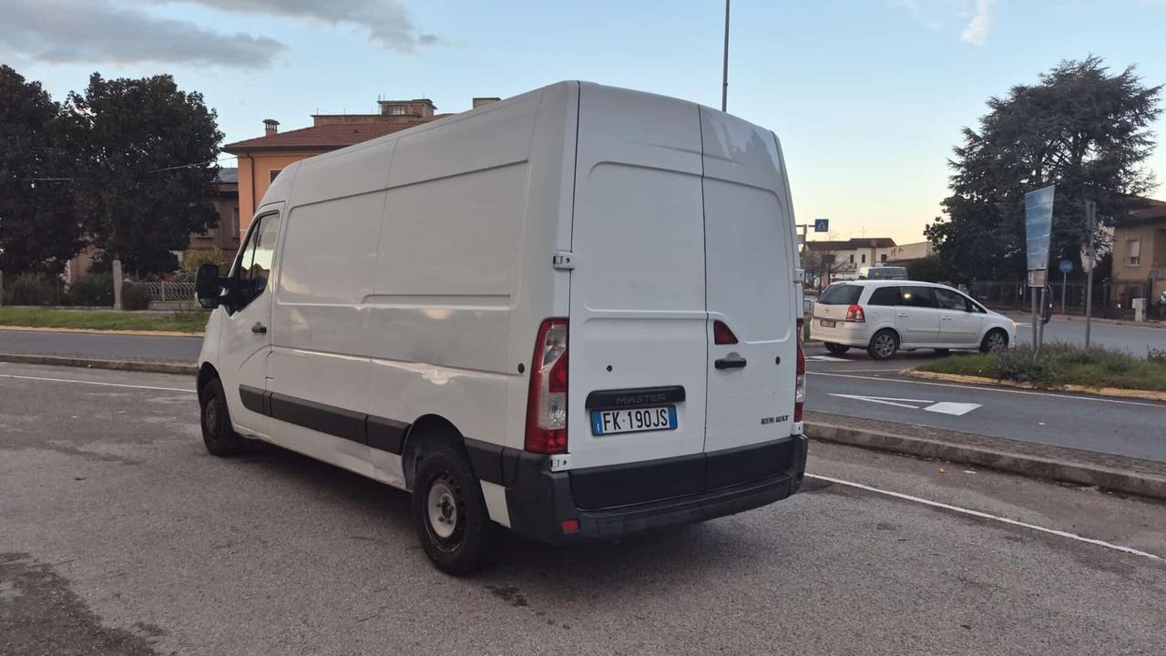 Renault Master T35 2.3 dCi/130 PC-TN Furgone