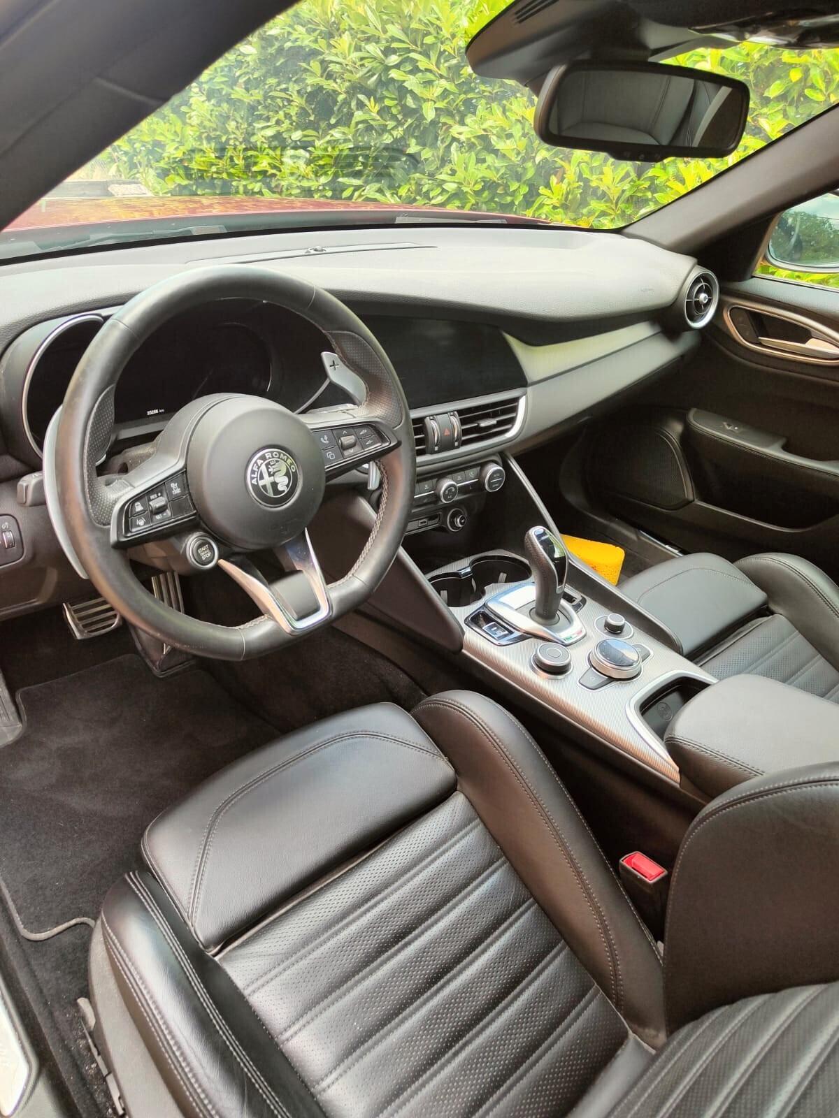 Alfa Romeo Giulia 2.2 Turbodiesel 160 CV AT8 Competizione