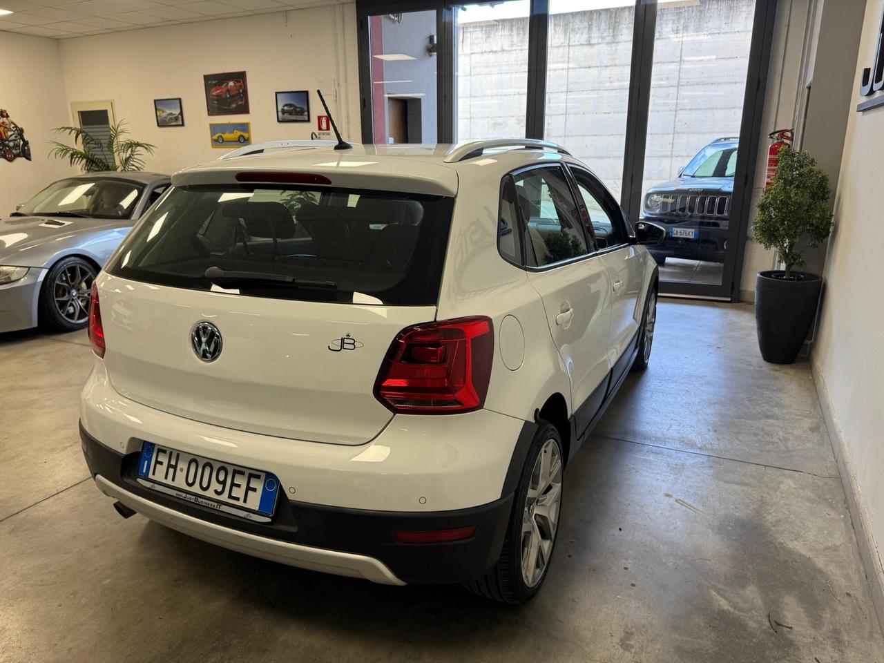 Volkswagen Polo Cross 1.4 TDI 90 CV 5p. Highline BlueMotion Garanzia