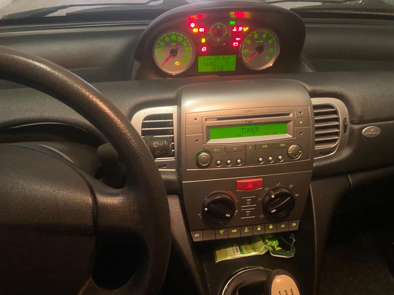 Lancia Ypsilon 1.2 Oro