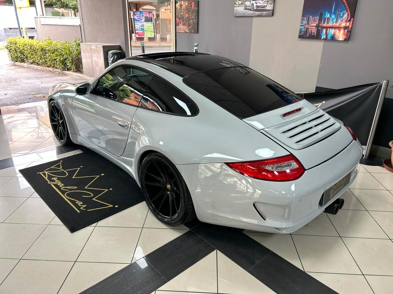 Porsche 911 Carrera