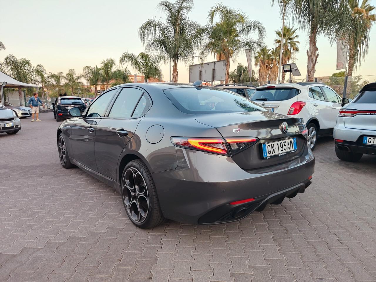 Alfa Romeo Giulia 2.0 Turbo 280 CV AT8 AWD Q4 Veloce km 0