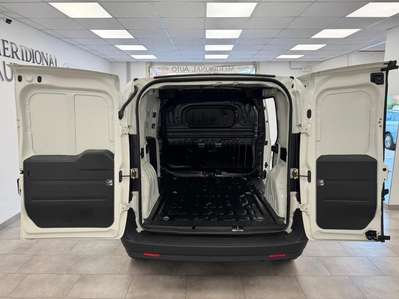 FIAT DOBLO 1.6 MJT LOUNGE