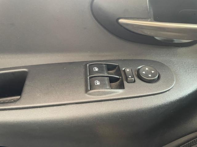 Lancia Ypsilon Ypsilon 0.9 85cv benzina Automatico Bluetooth