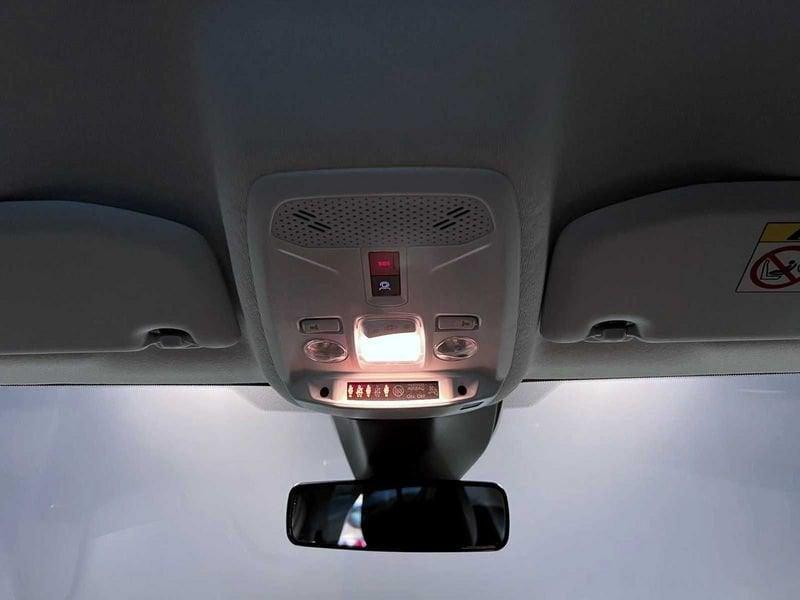 Peugeot 208 208 5p 1.2 Hybrid 100cv e-DCS6 Style