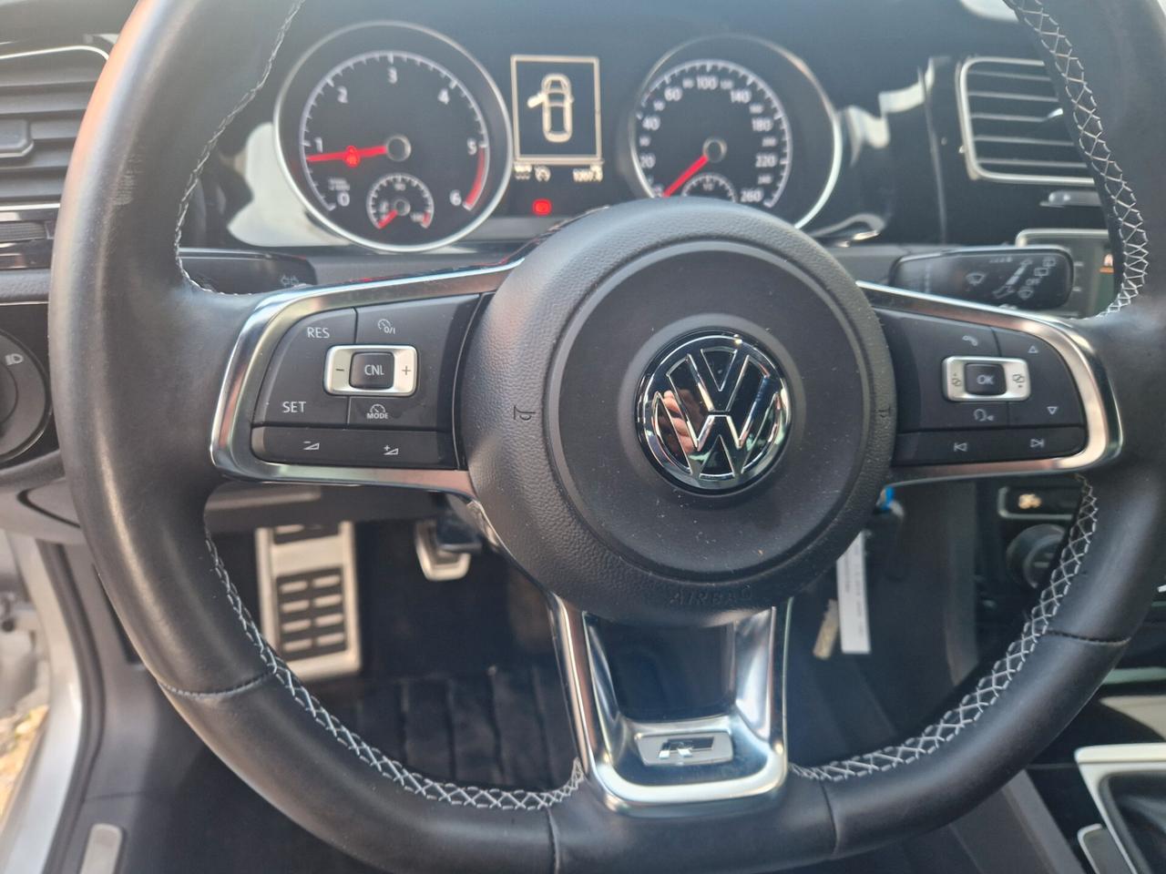 Volkswagen Golf 1.6 TDI 110 CV 5p. Sport Edition BlueMotion R-Line