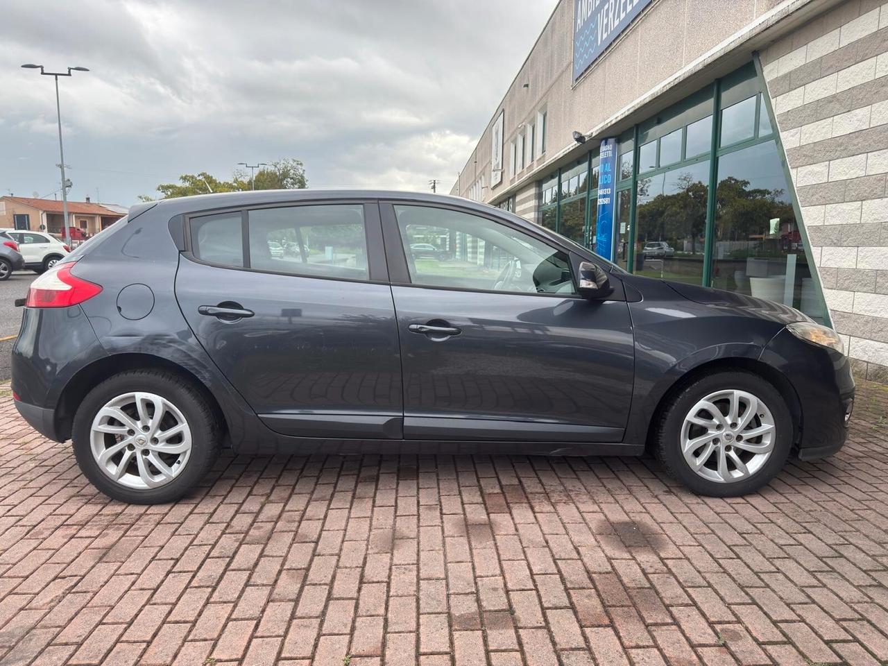 Renault Megane Mégane 1.5 dCi 90CV Wave