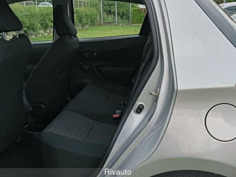 Toyota Yaris Yaris 1.0 5 porte Active