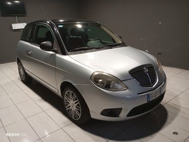 Lancia Ypsilon del 2011 1200 benzina neopatentati