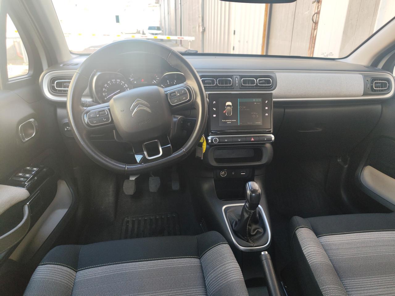 Citroen C3 PureTech 82 SCHINE solo 100 mkm