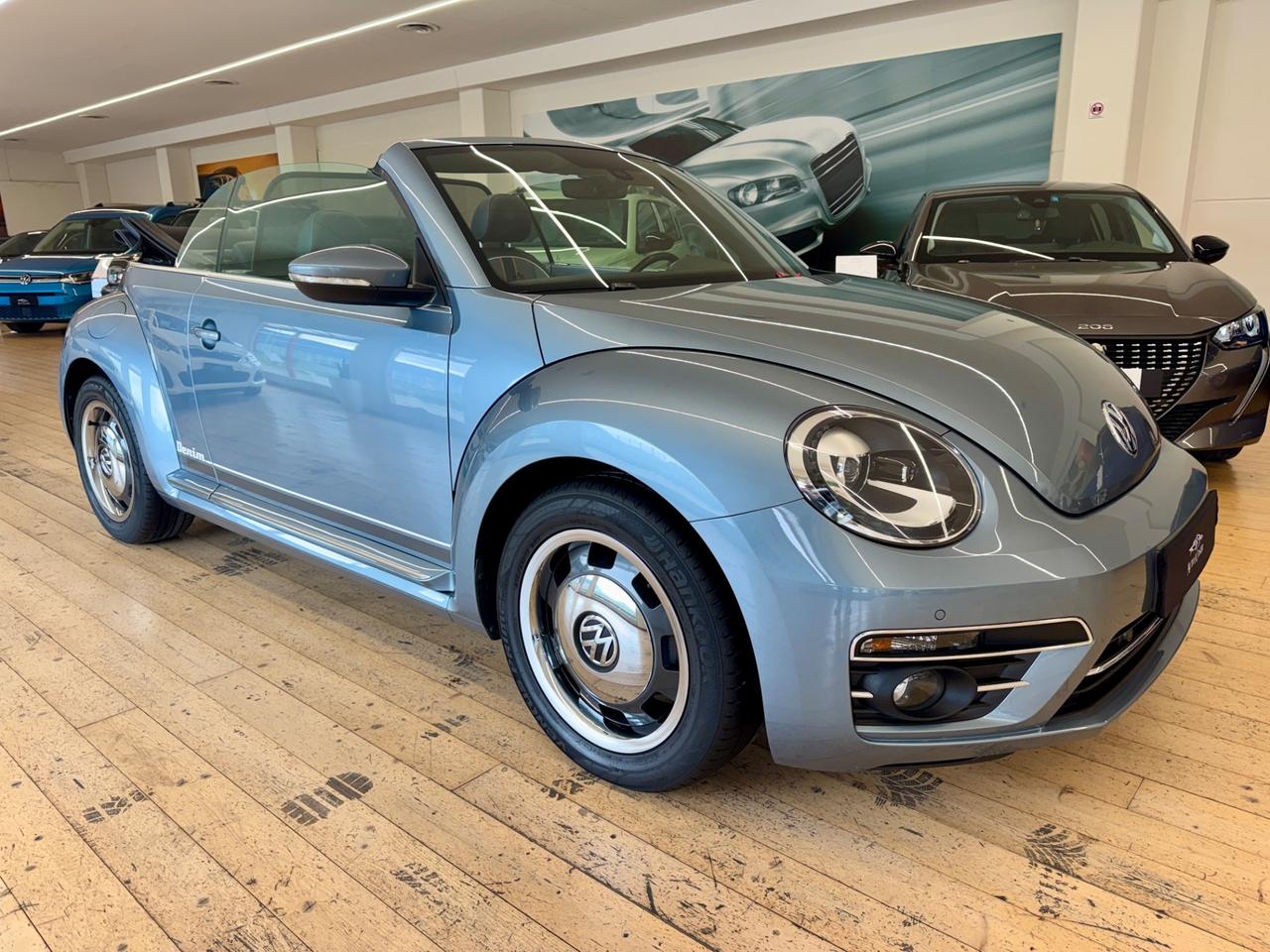 Volkswagen Maggiolino Cabrio DENIM EDITION 29.000 KM