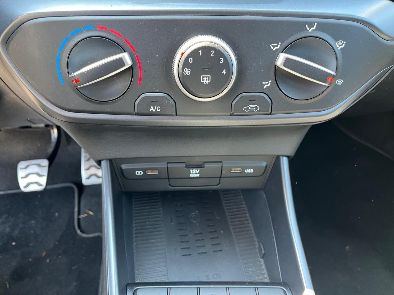 Hyundai Bayon X-Line-benz-km 50000-2023