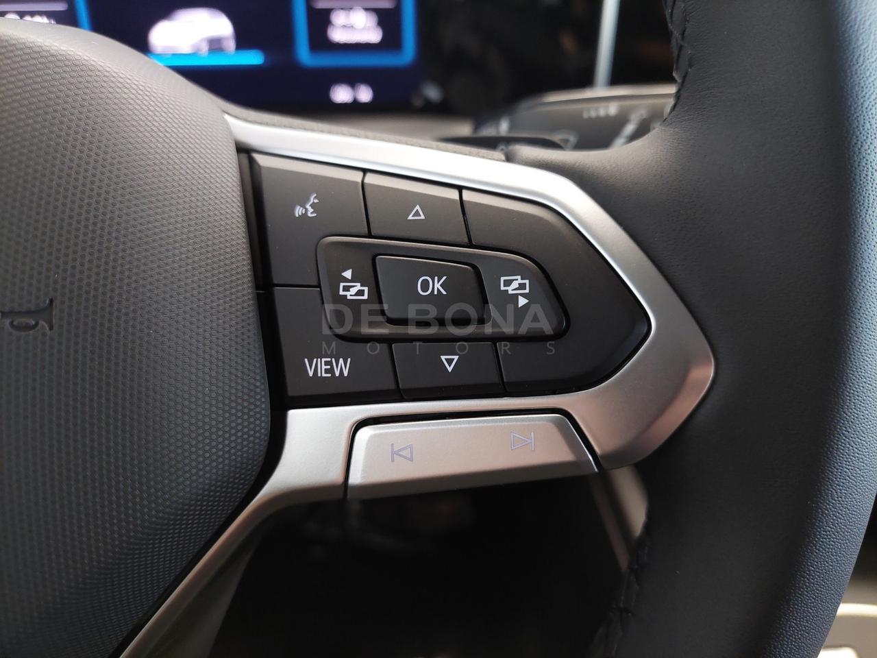 Volkswagen Golf 1.5 tsi ehybrid life 204cv dsg