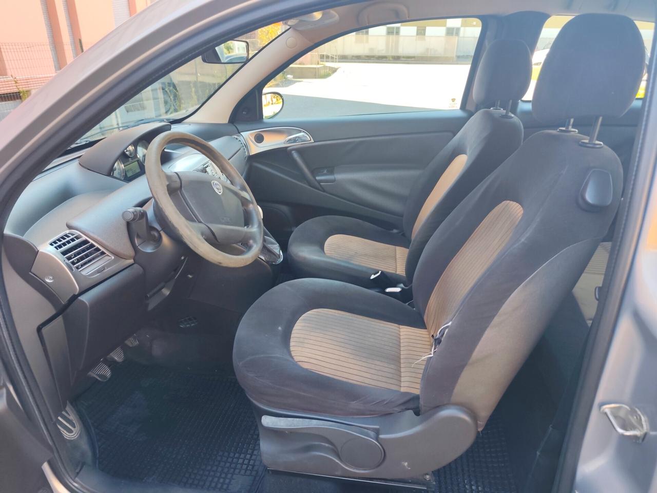Lancia Ypsilon 1.2 Benz neopatentati
