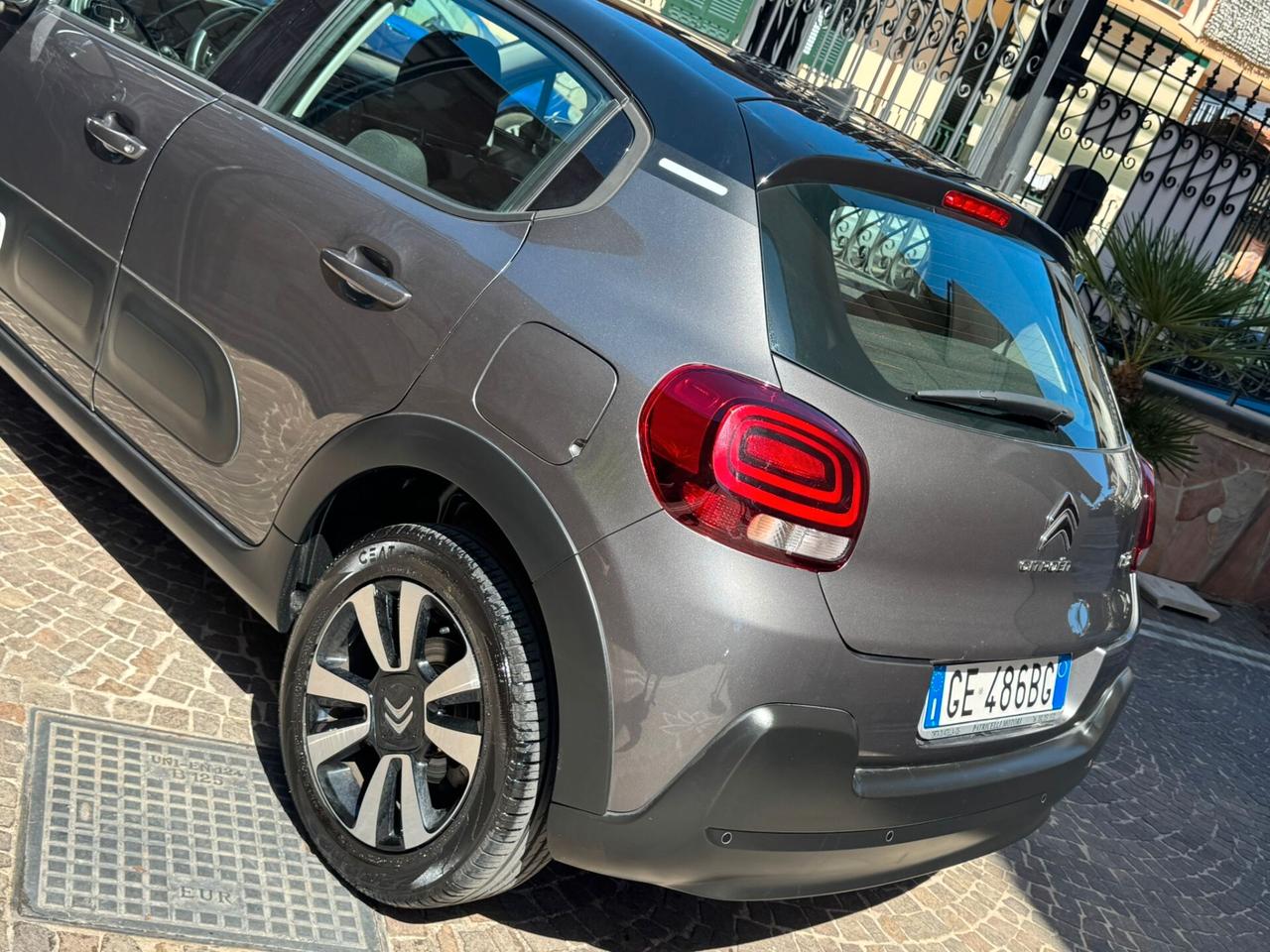 Citroen C3 PureTech 110 S&S EAT6 Shine Pack