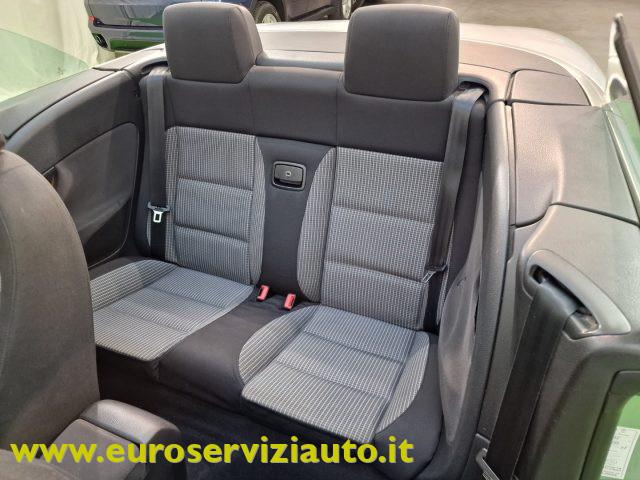 VOLKSWAGEN Eos 2.0 16V FSI
