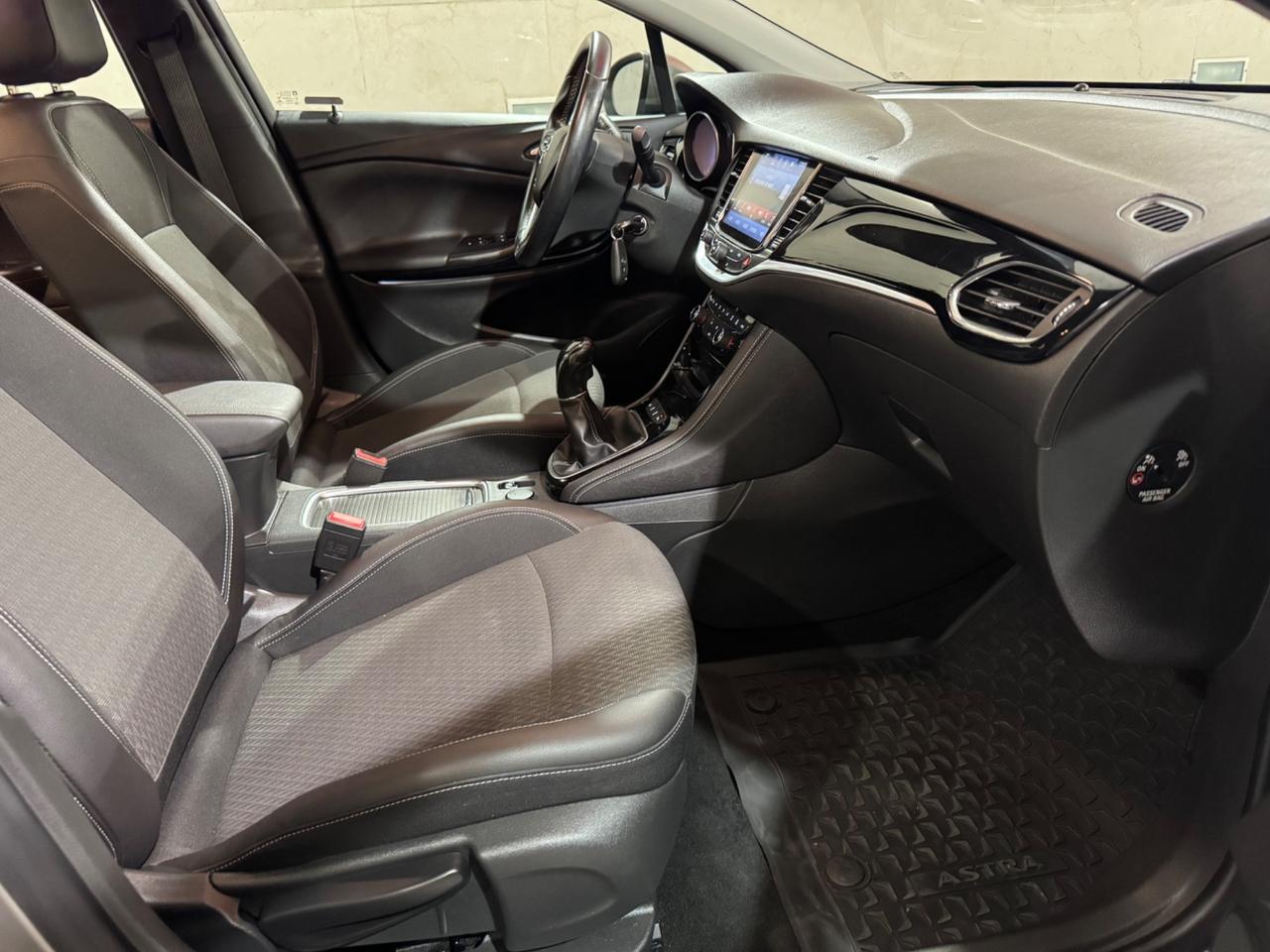 Opel Astra 1.4 Turbo 150CV Start&Stop 5 porte Innovation