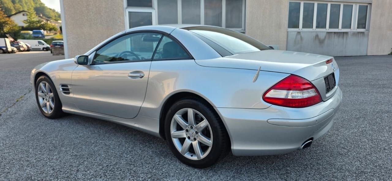 Mercedes-Benz SL350 Roadster