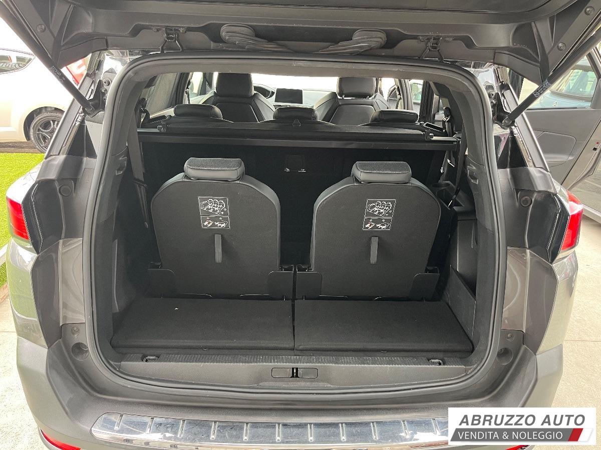 PEUGEOT 5008 HDi 130 EAT8 GT Pack PROMO