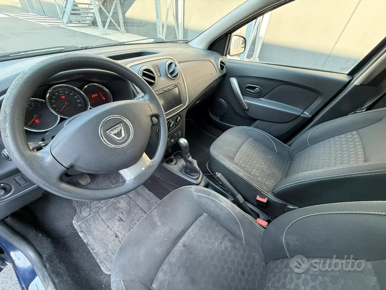 Dacia sandero del 2014, solamente 57 mila Km
