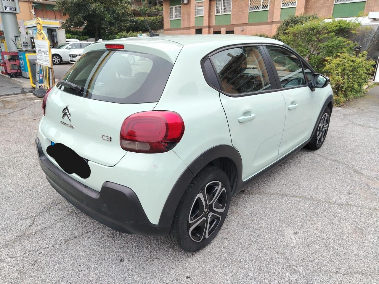 Citroen C3 PureTech 82 GPL Shine