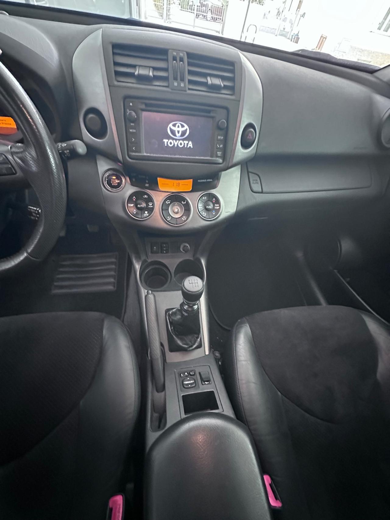 Toyota RAV 4 RAV4 2.2 D-4D 150 CV