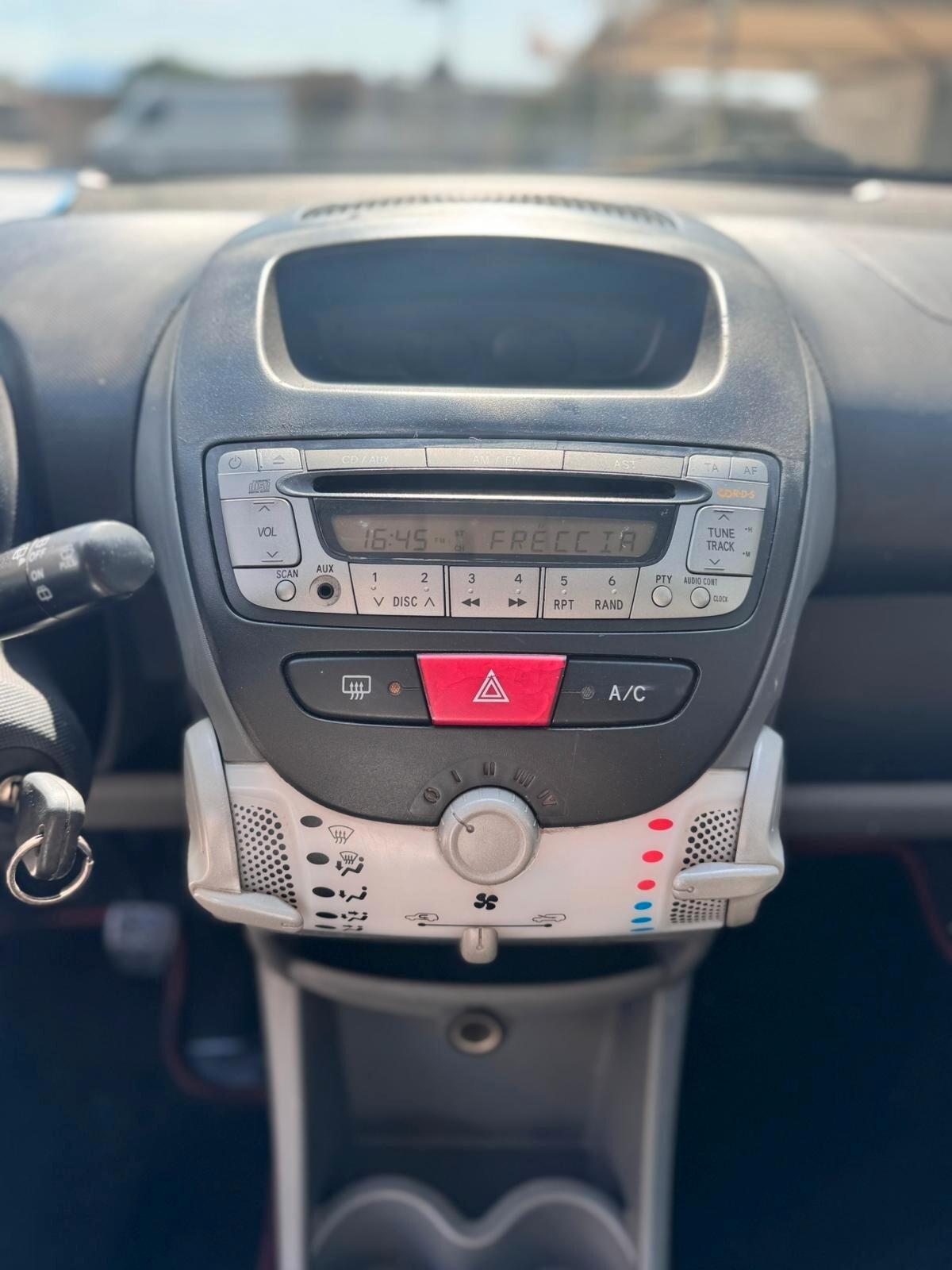 Toyota Aygo 1.0 12V VVT-i 5 porte