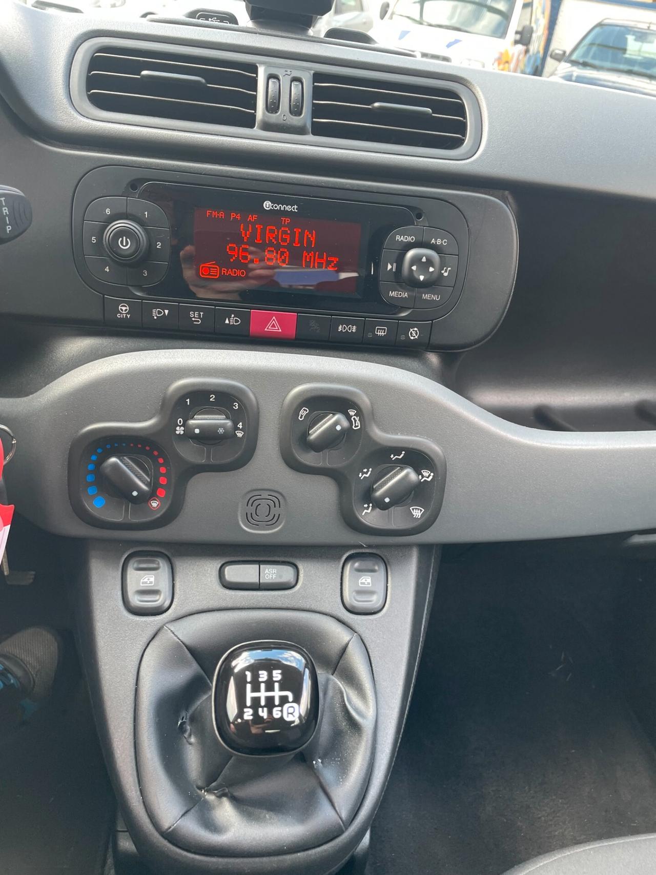 Fiat Panda 1.0 FireFly S&S Hybrid City Cross