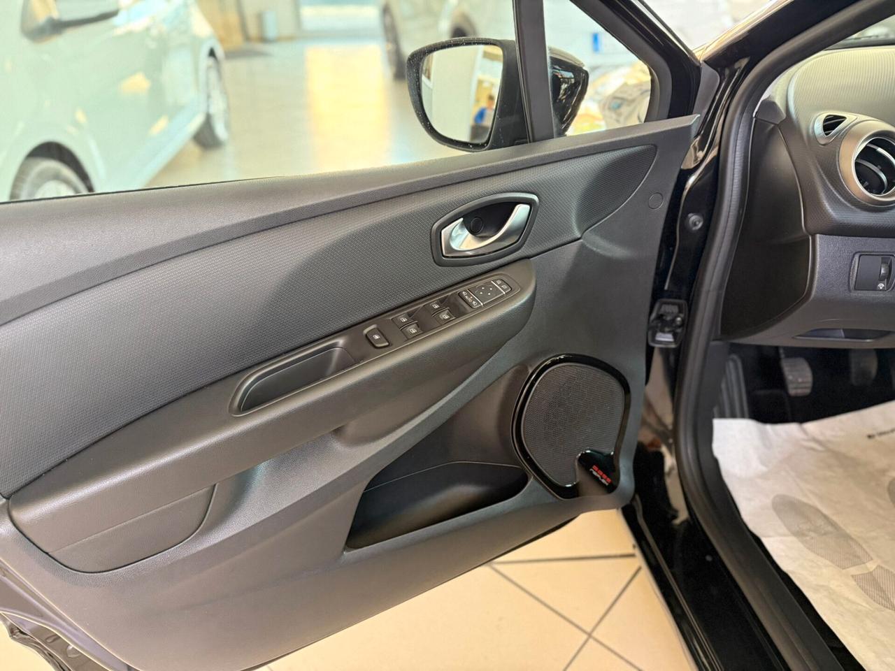 Renault Clio IV 2017 0.9 tce energy Intens 90cv