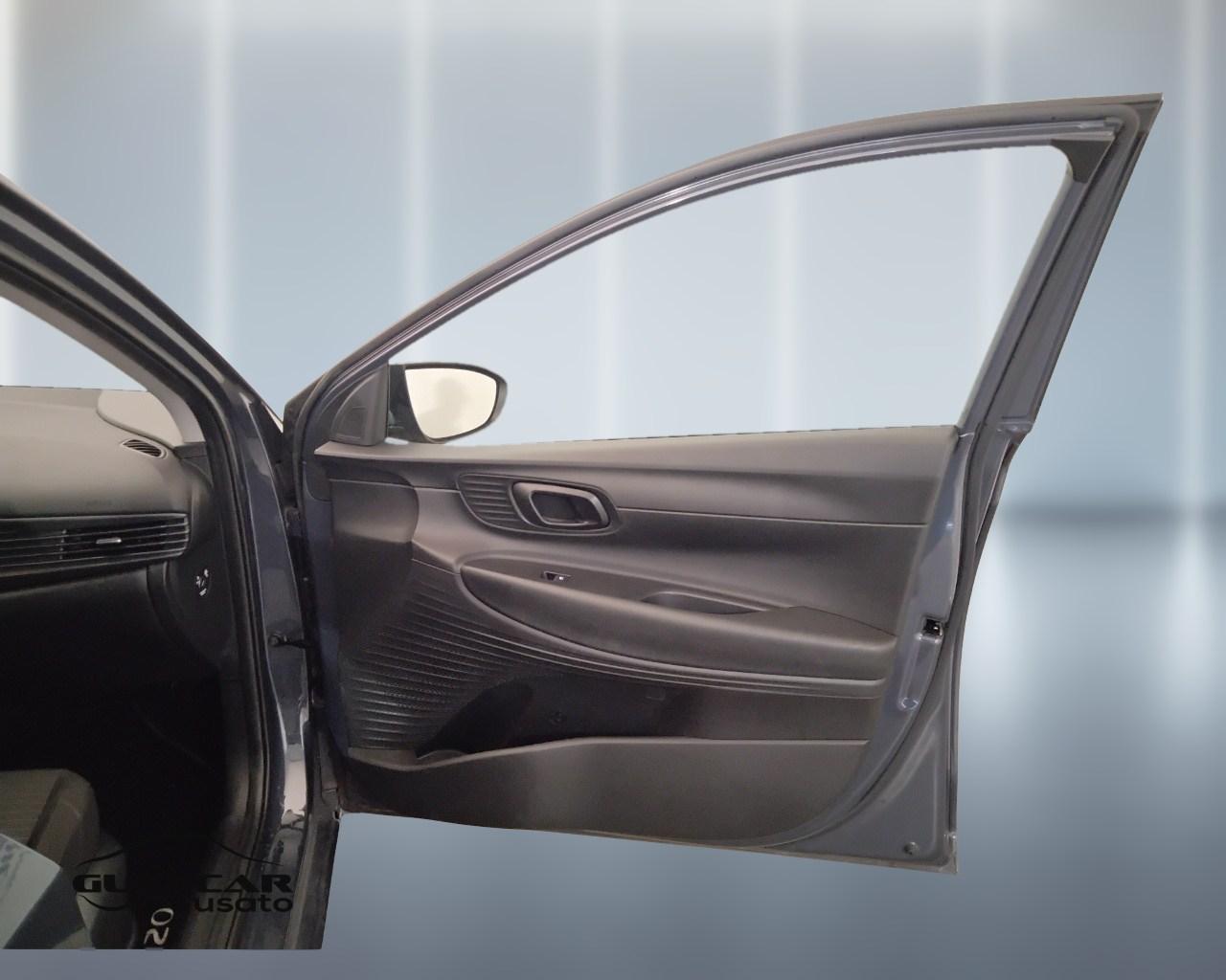HYUNDAI i20 III 2021 - i20 1.2 mpi Connectline Exterior Pack