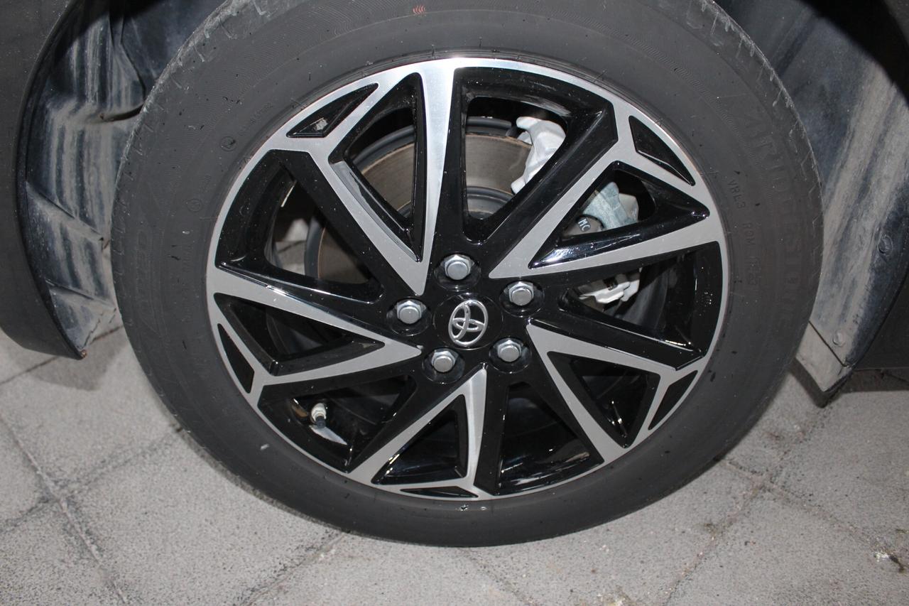 Toyota Yaris HYBRID TREND