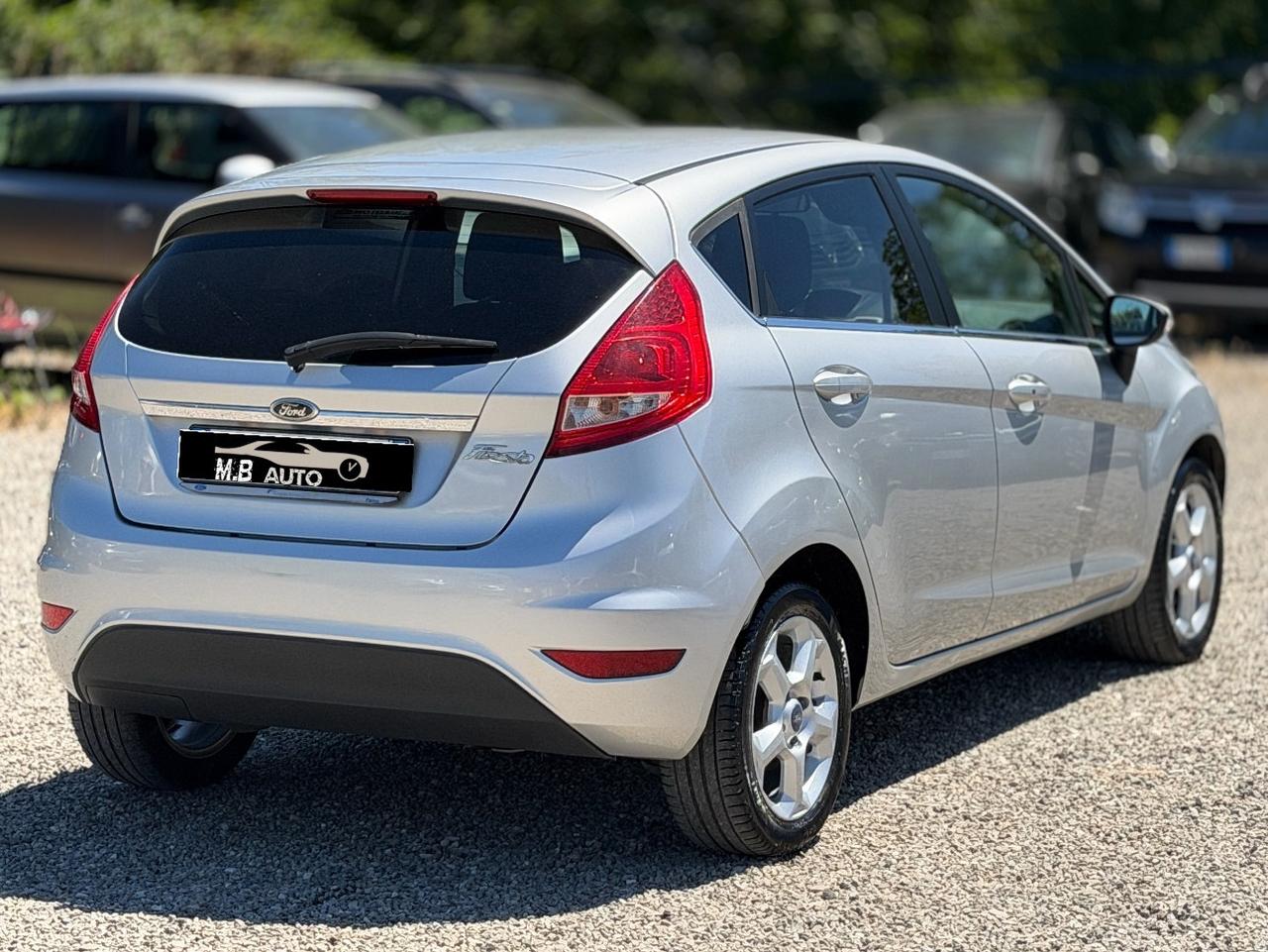 Ford Fiesta 1.4 5 porte Bz.- GPL Titanium