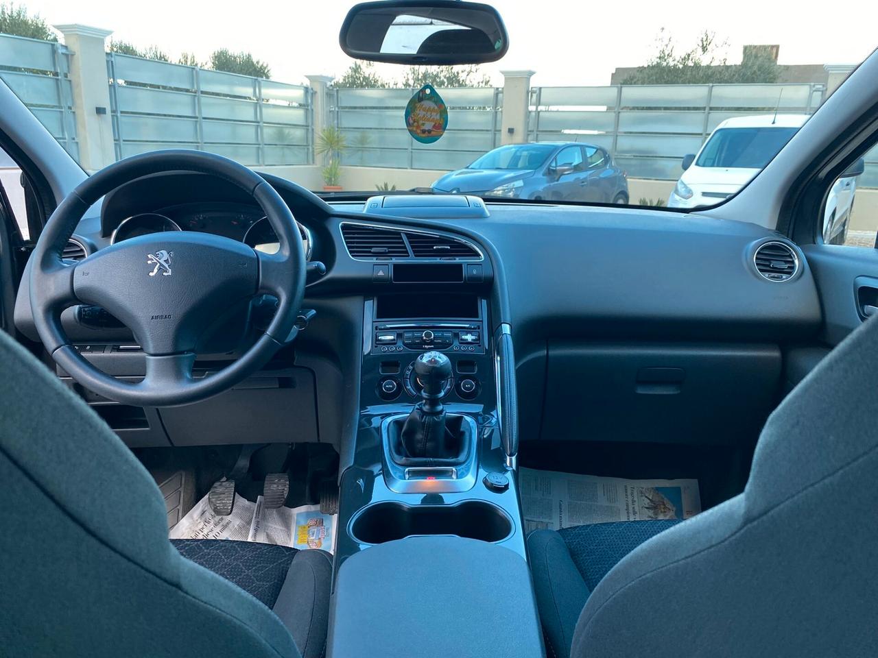 Peugeot 3008 1.6 HDi 115CV Allure