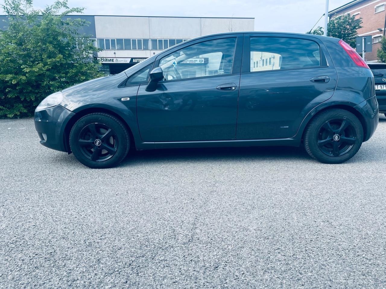 Fiat Grande Punto 1.3 MJT 90 CV 5 porte Dynamic