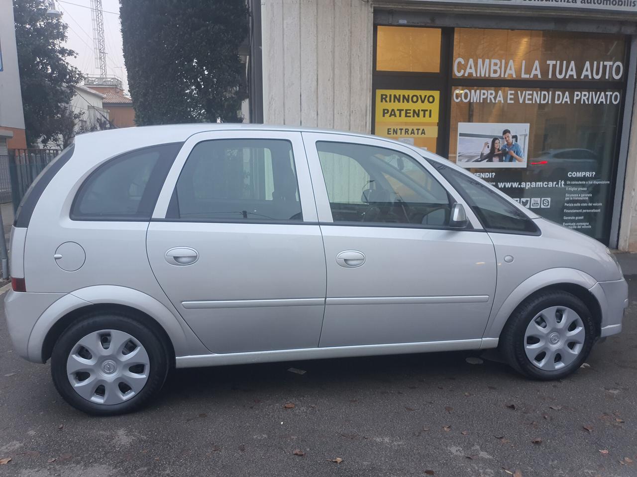 Opel Meriva 1.6 16V Cosmo NEOPATENTATI