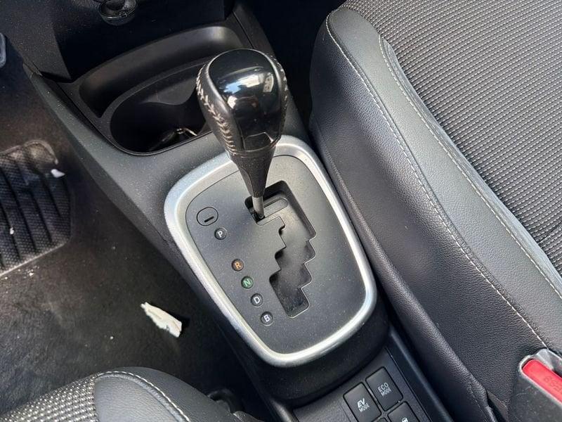 Toyota Yaris Yaris 5p 1.5h Style