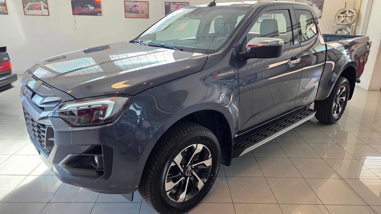 Isuzu D-Max N60 2.2 164 CV SPACE CAB PRESTIGE CASSONE LUNGO