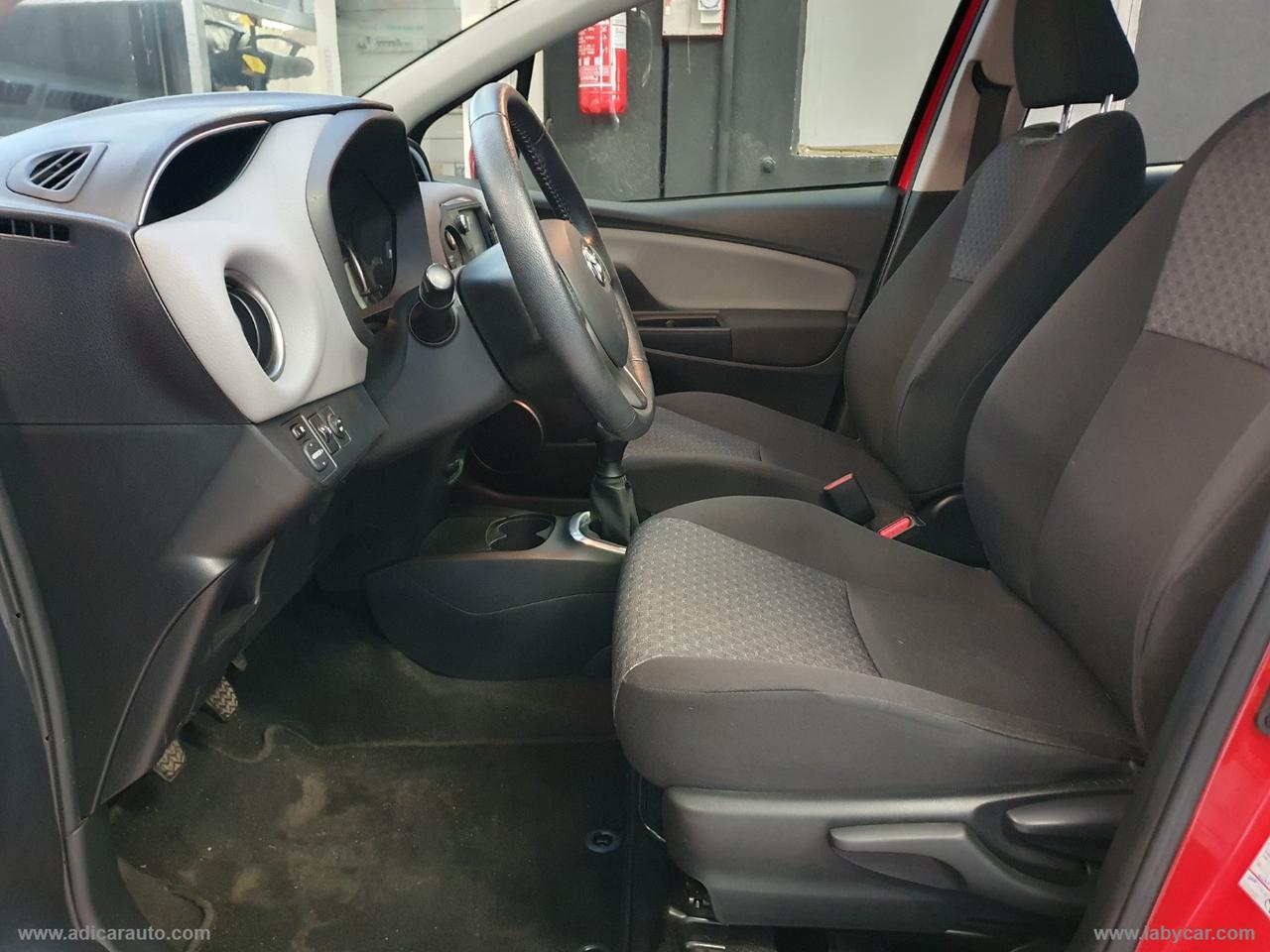 TOYOTA Yaris 1.0 5p.