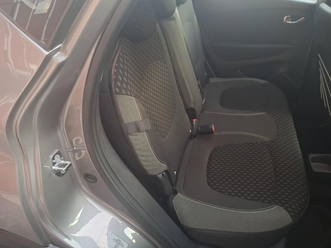 Renault Captur dCi 8V 90 CV Start&Stop Sport Edition2
