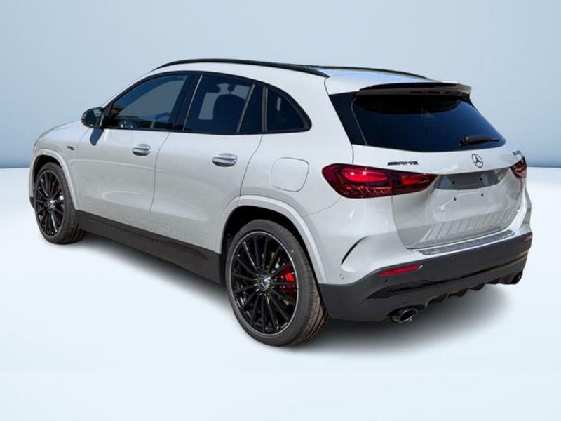 Mercedes-Benz GLA 35 AMG Premium Plus