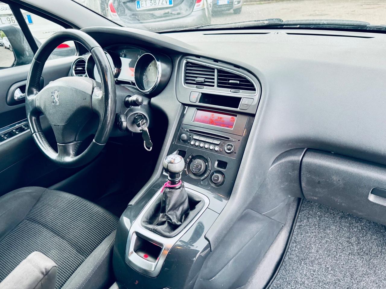 Peugeot 5008 2.0 HDi 150CV Business 7 Posti