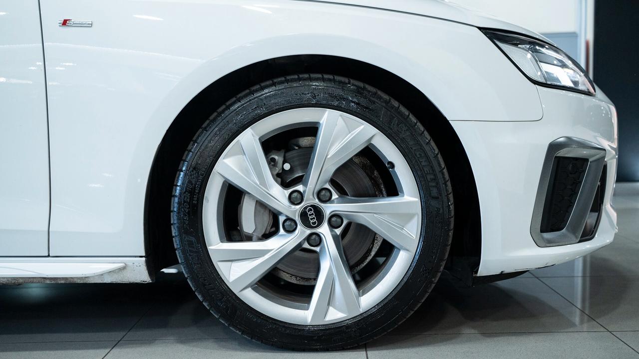 Audi A4 AVANT 40 2.0 TDI S LINE EDITION QUATTRO TRONIC MHEV TETTO VIRTUAL CKT FULL OPTIONAL