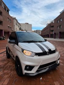 Aixam Miniauto GTO Bianca tetto Nero