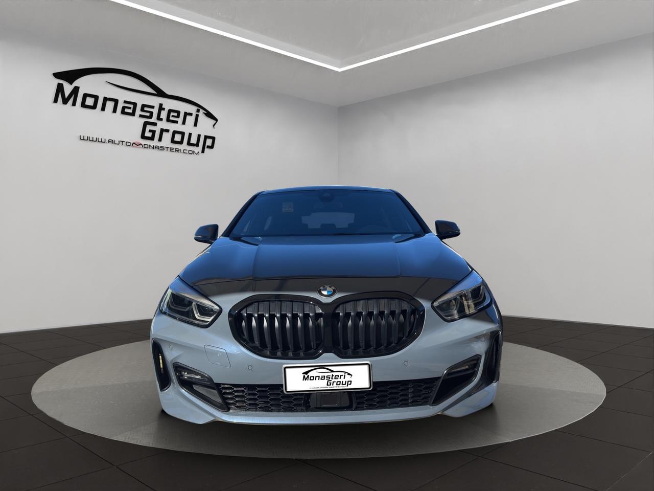 Bmw 116 116d 5p. Msport