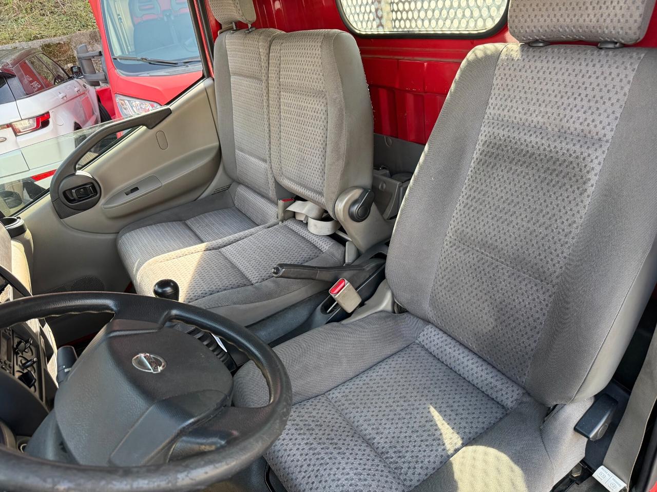 Nissan Cabstar 32.11 2.5 TDI PC Cabinato RIBALTABILE TRILATERALE