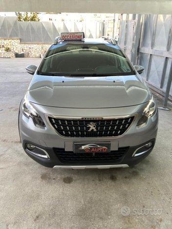 Peugeot 2008 BlueHDi 100 cv Allure