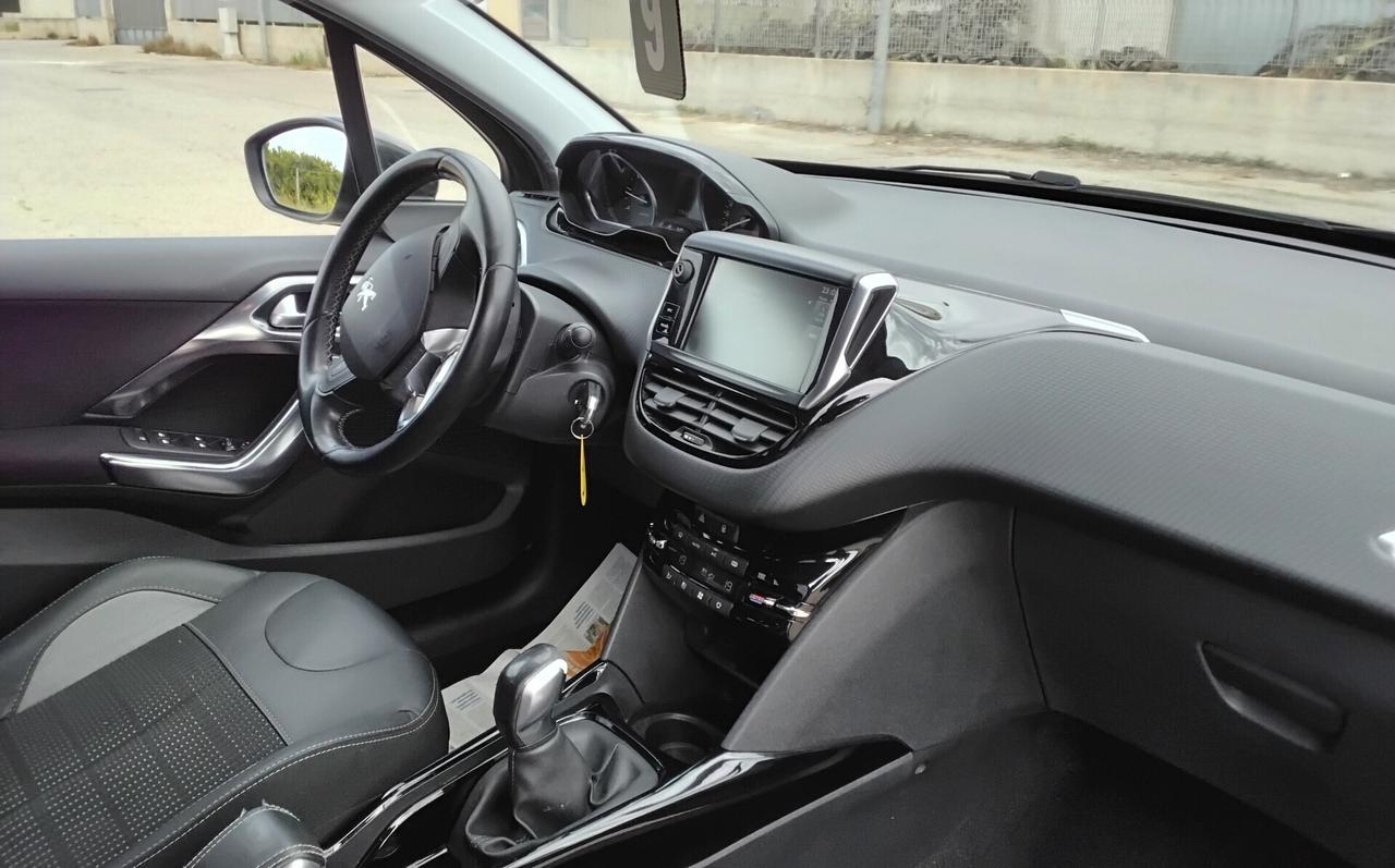 Peugeot 2008 BlueHDi 100 Allure