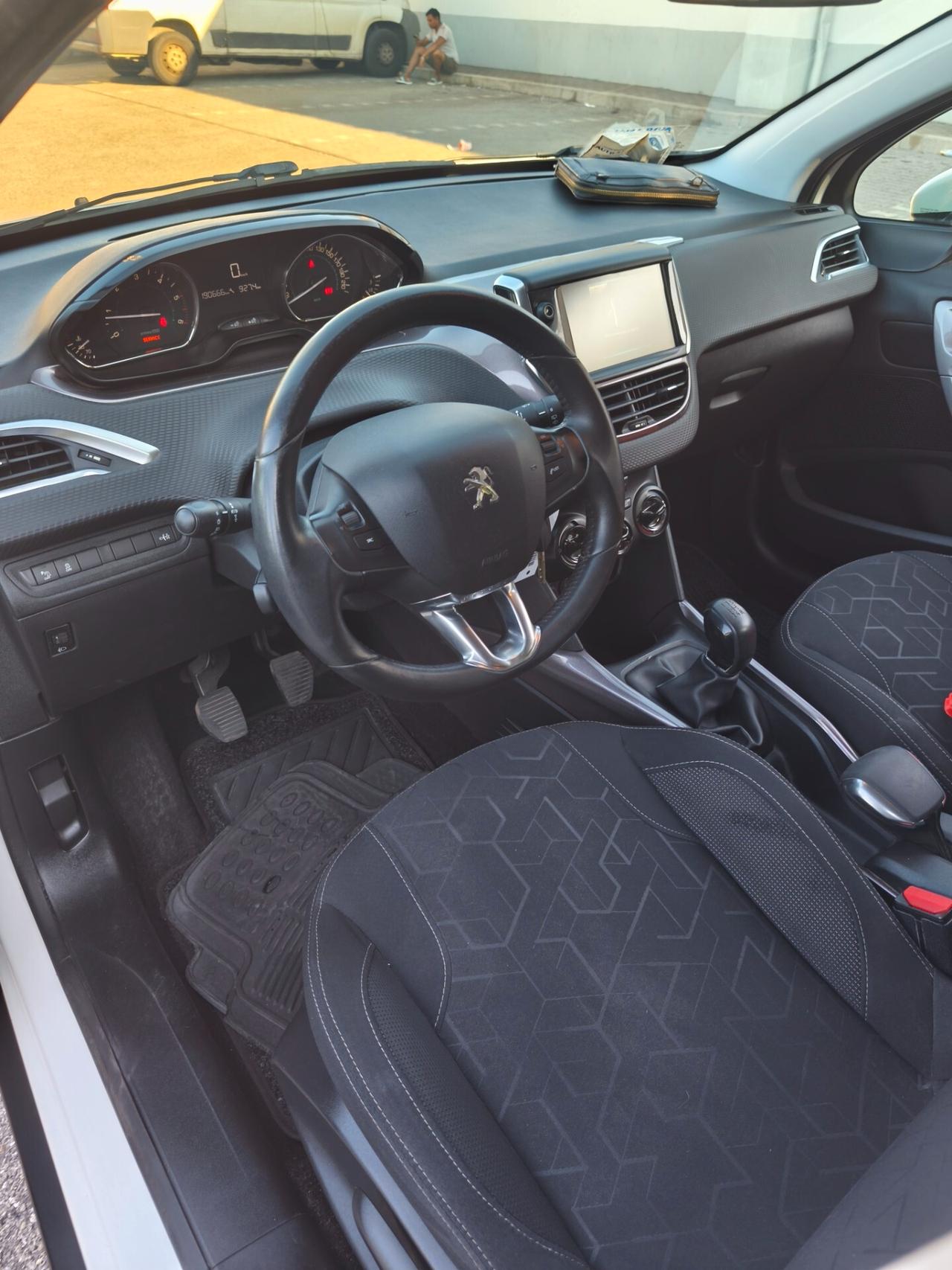 Peugeot 2008 1.4HDI NEOPATENTATI 2014