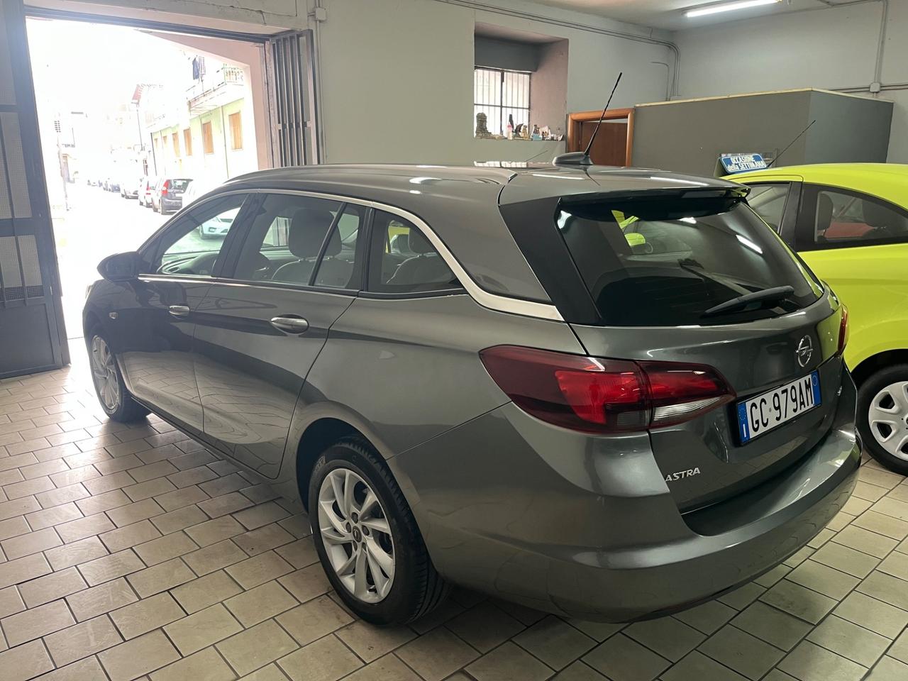 Opel Astra 1.6 CDTi Sw Sports Tourer Innovation